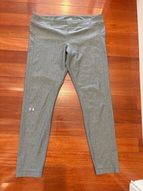 Under Armour Heather Gray Performance Leggings
